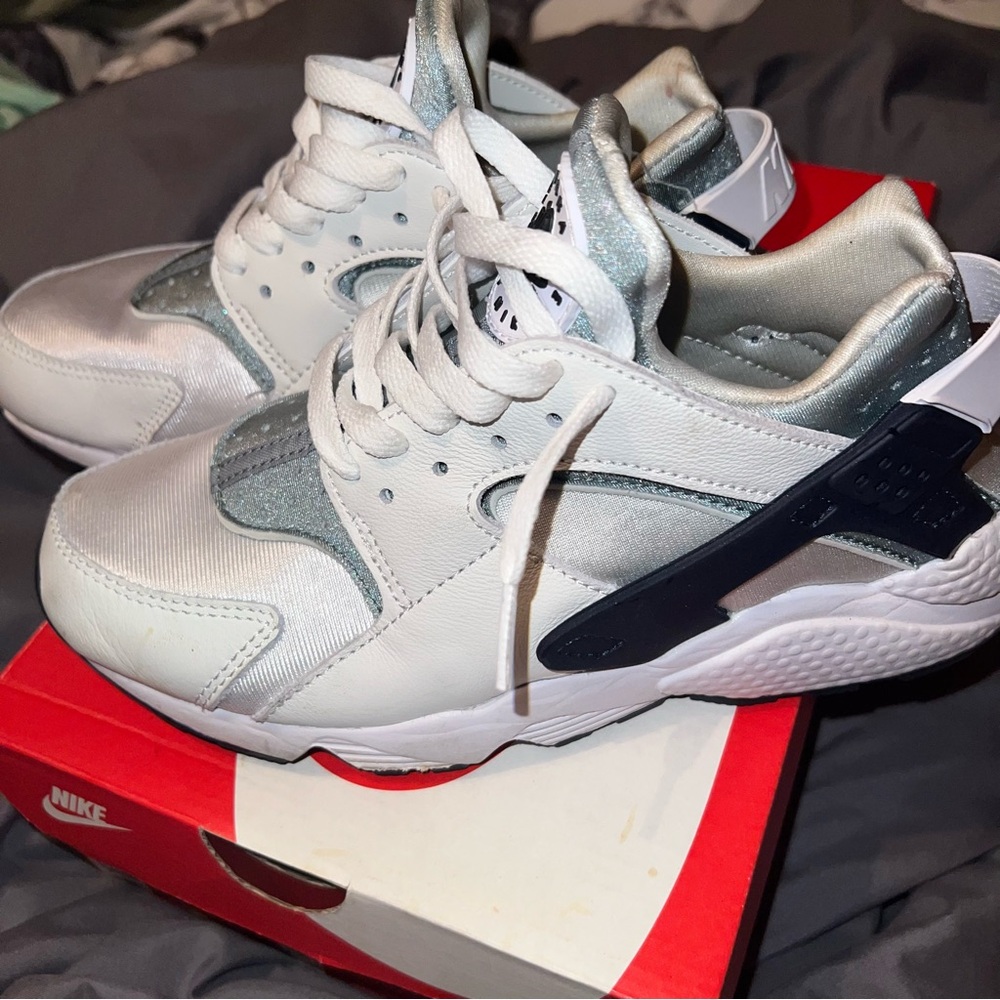 Nike Hurache size 7.5